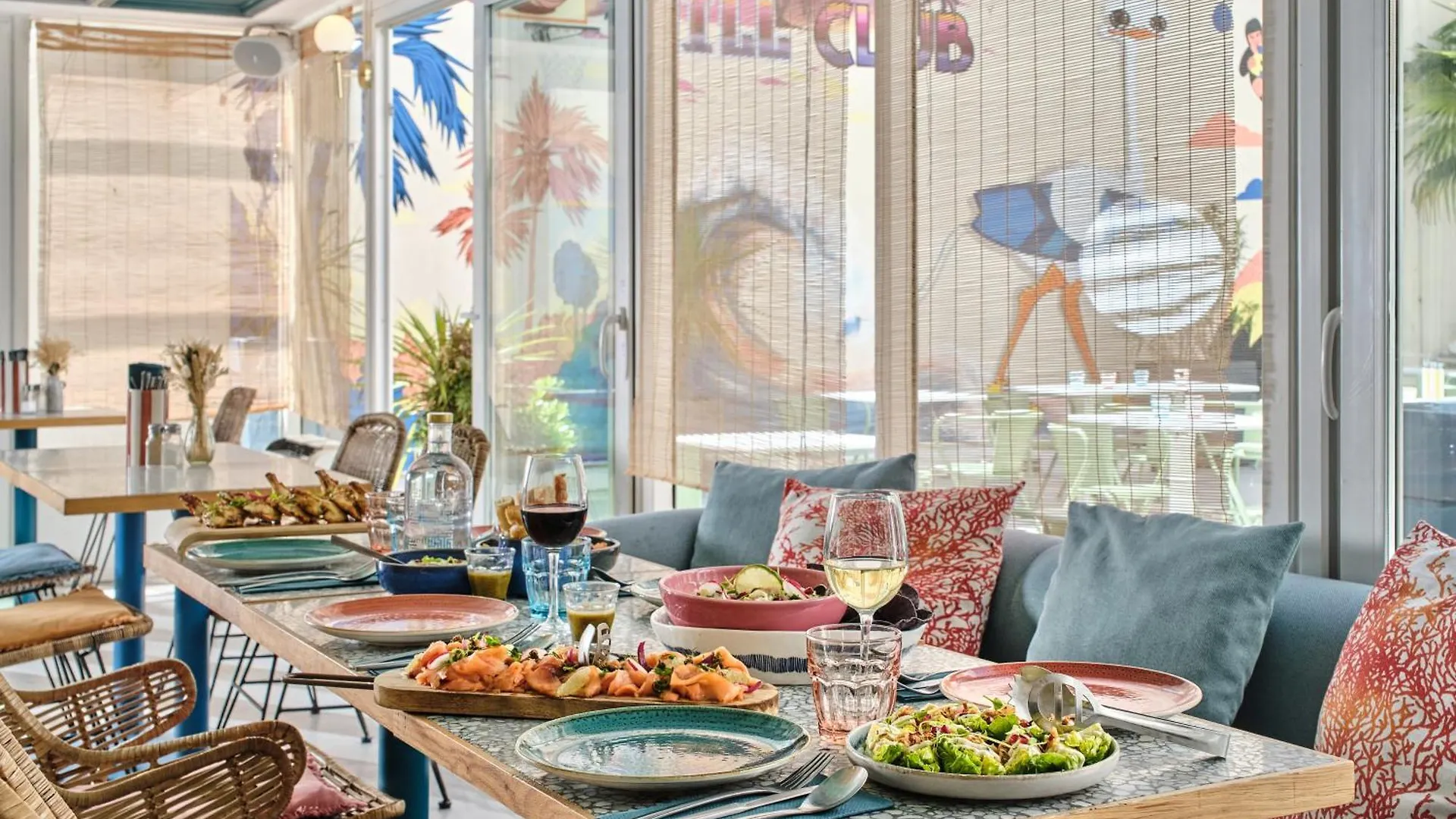 Hotel Chromatics & Restaurant Hill Club By Happyculture Λυών