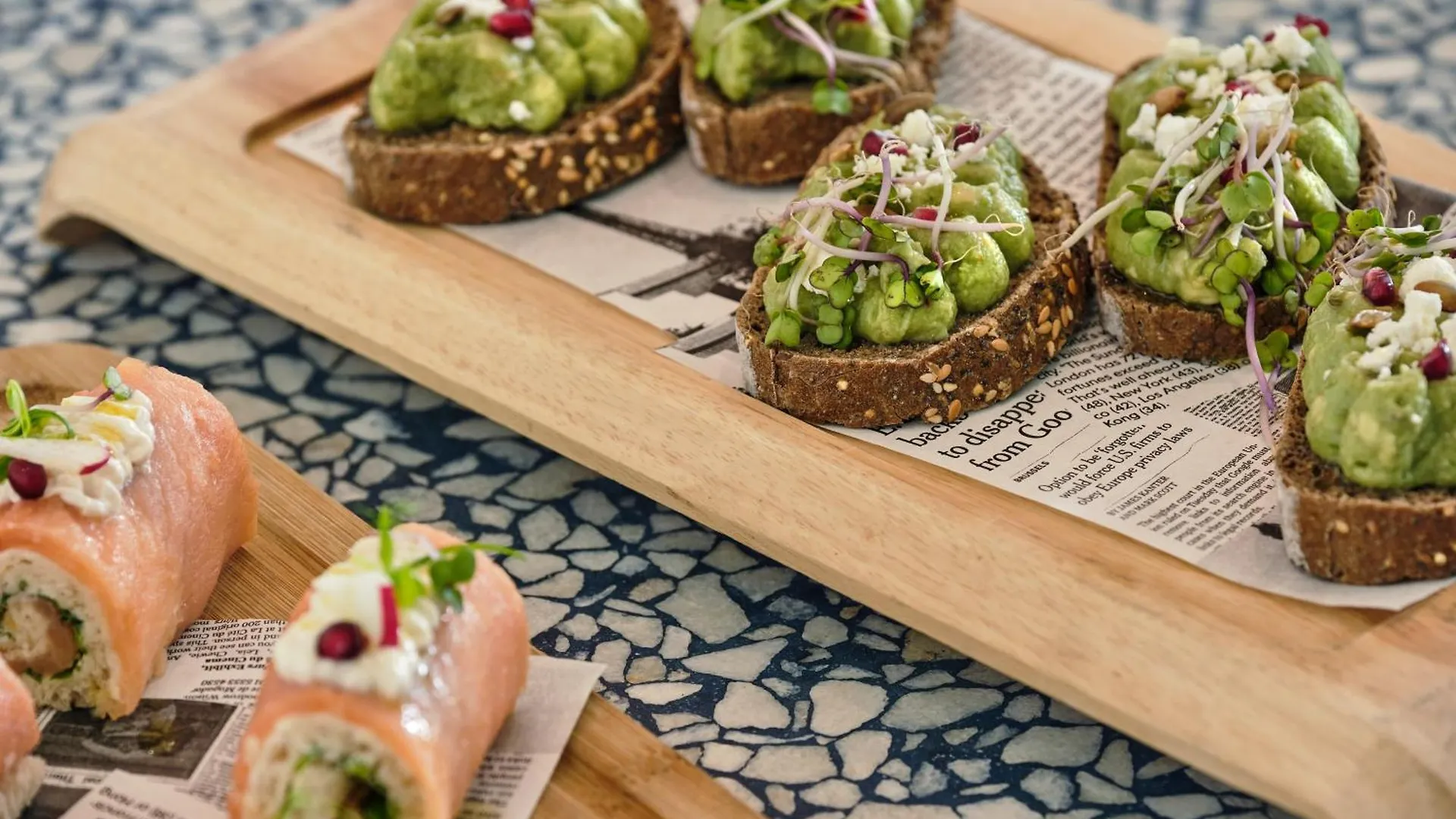 Hotel Chromatics & Restaurant Hill Club By Happyculture Λυών