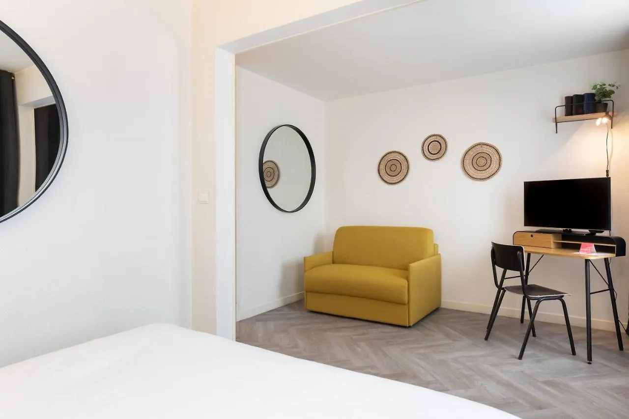 Hôtel Chromatics Lyon 3*,