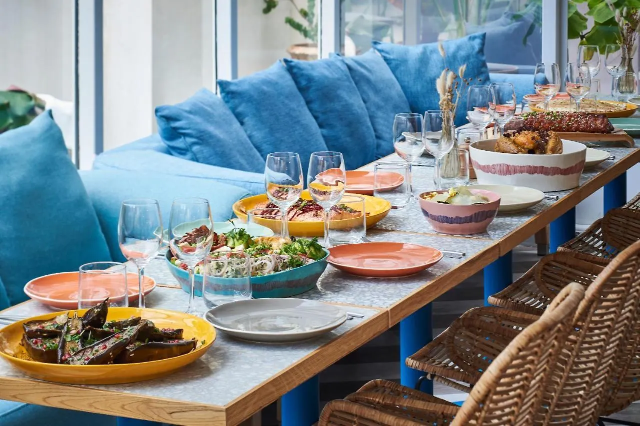 Hotel Chromatics & Restaurant Hill Club By Happyculture Lyon