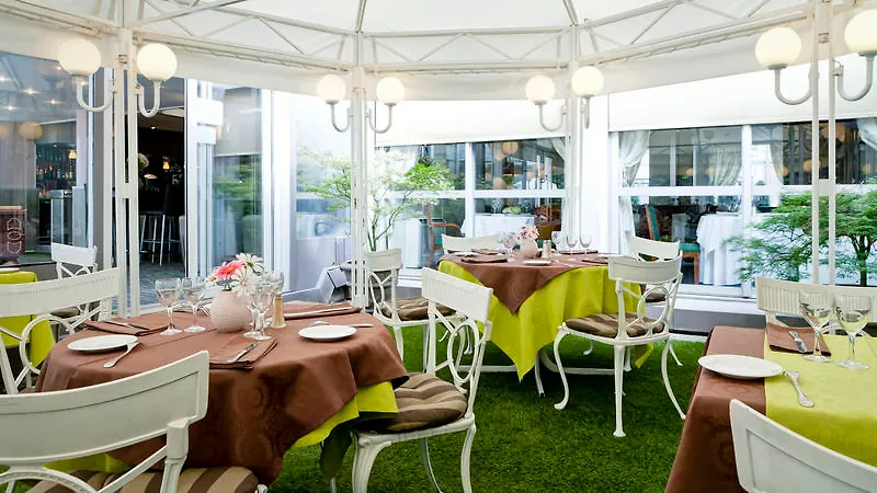 Hotel Chromatics & Restaurant Hill Club By Happyculture Lyon