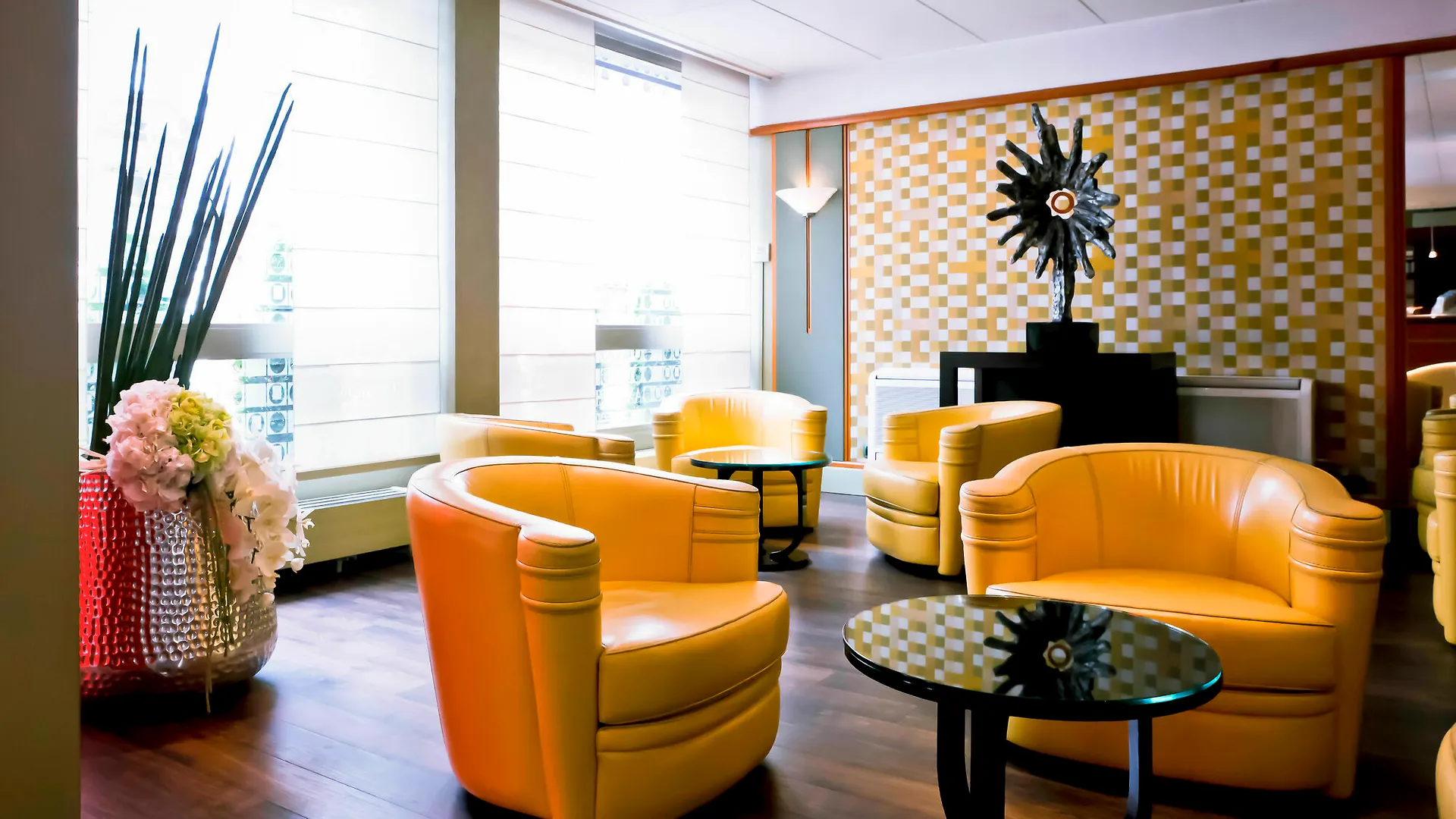 Hotel Chromatics & Restaurant Hill Club By Happyculture Lyon